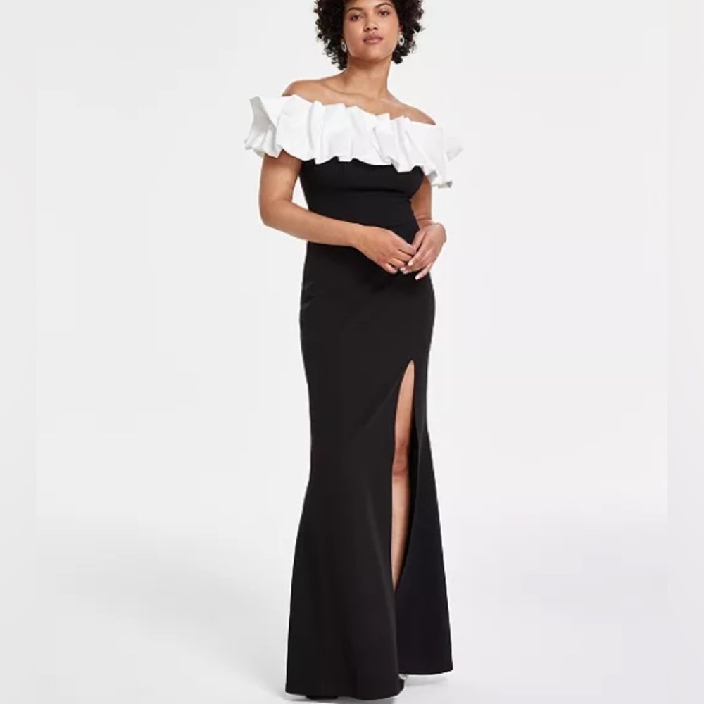 ✨NWT Junior’s Satin Ruffle Off the Shoulder Gown with Leg Slit Black & White